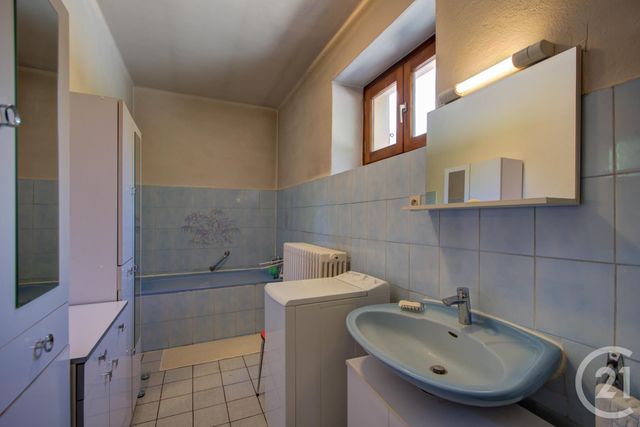 Afficher la photo en grand Appartement à vendre - 3 pièces - 81.1 m2 - SALLANCHES - 74 - RHONE-ALPES - Century 21 Patrick Avenel
