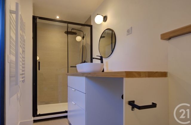 Appartement F3 à vendre - 3 pièces - 60.63 m2 - SALLANCHES - 74 - RHONE-ALPES - Century 21 Patrick Avenel