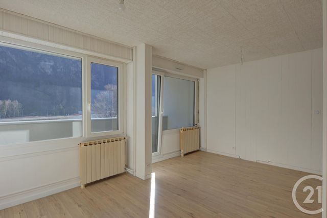 Appartement F4 à vendre - 4 pièces - 78.93 m2 - MAGLAND - 74 - RHONE-ALPES - Century 21 Patrick Avenel