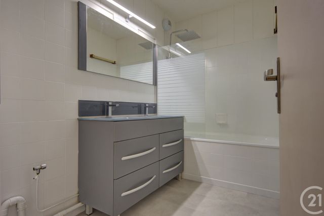 Appartement F4 à vendre - 4 pièces - 78.93 m2 - MAGLAND - 74 - RHONE-ALPES - Century 21 Patrick Avenel