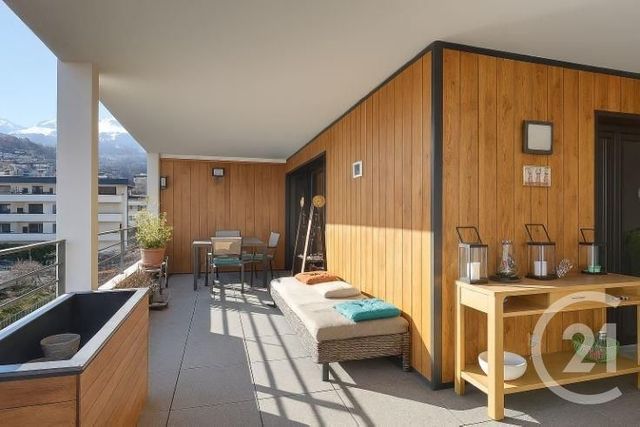 Appartement F4 à vendre - 4 pièces - 117.08 m2 - SALLANCHES - 74 - RHONE-ALPES - Century 21 Patrick Avenel