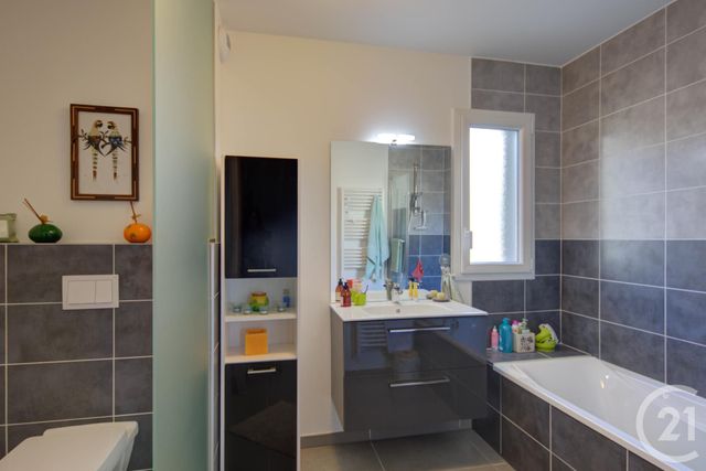 Appartement F4 à vendre - 4 pièces - 117.08 m2 - SALLANCHES - 74 - RHONE-ALPES - Century 21 Patrick Avenel