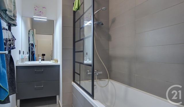 Appartement F3 à vendre - 3 pièces - 59.07 m2 - SALLANCHES - 74 - RHONE-ALPES - Century 21 Patrick Avenel