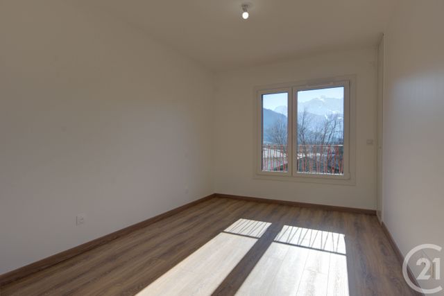 Appartement F3 à louer - 3 pièces - 66.03 m2 - SALLANCHES - 74 - RHONE-ALPES - Century 21 Patrick Avenel