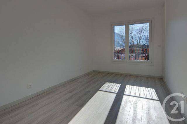 Appartement F3 à louer - 3 pièces - 66.28 m2 - SALLANCHES - 74 - RHONE-ALPES - Century 21 Patrick Avenel