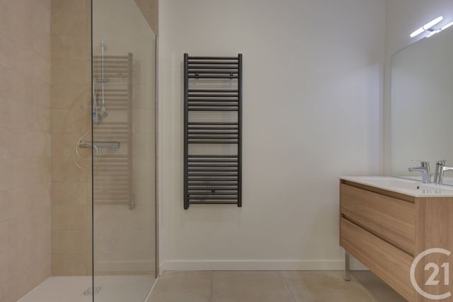 Appartement F3 à louer - 3 pièces - 66.28 m2 - SALLANCHES - 74 - RHONE-ALPES - Century 21 Patrick Avenel