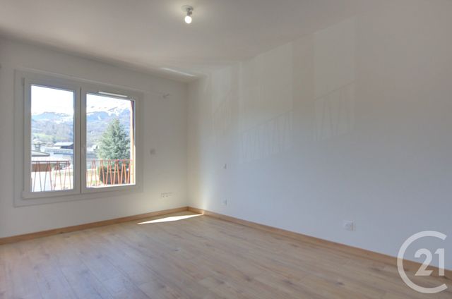 Appartement F3 à louer - 3 pièces - 79.18 m2 - SALLANCHES - 74 - RHONE-ALPES - Century 21 Patrick Avenel