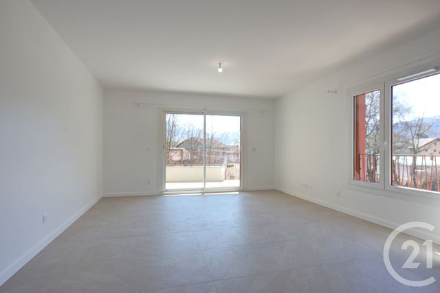Appartement F3 à louer - 3 pièces - 79.18 m2 - SALLANCHES - 74 - RHONE-ALPES - Century 21 Patrick Avenel