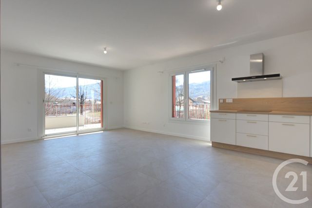Appartement F3 à louer - 3 pièces - 79.18 m2 - SALLANCHES - 74 - RHONE-ALPES - Century 21 Patrick Avenel