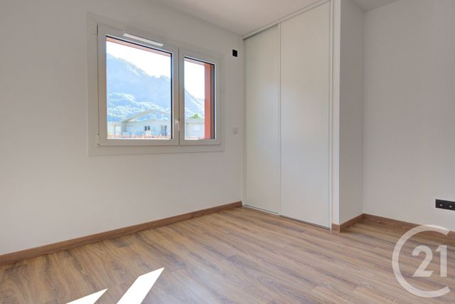 Appartement à louer - 3 pièces - 56.56 m2 - SALLANCHES - 74 - RHONE-ALPES - Century 21 Patrick Avenel