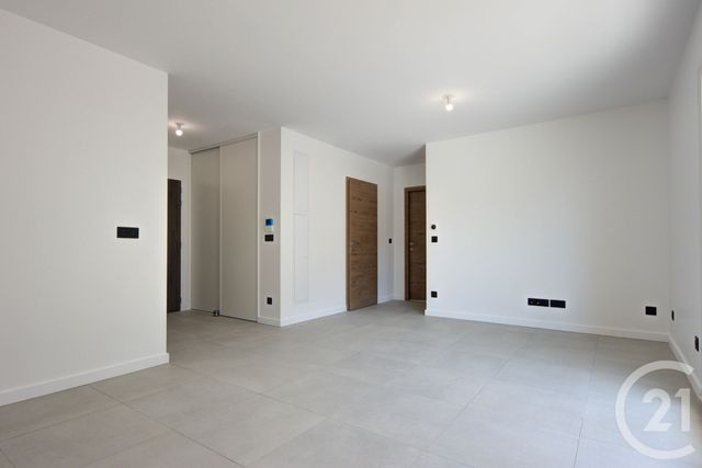 Appartement à louer - 3 pièces - 56.56 m2 - SALLANCHES - 74 - RHONE-ALPES - Century 21 Patrick Avenel