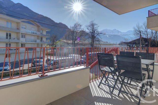 Appartement à louer - 3 pièces - 65.75 m2 - SALLANCHES - 74 - RHONE-ALPES - Century 21 Patrick Avenel