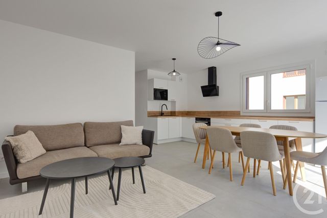 Appartement à louer - 3 pièces - 65.75 m2 - SALLANCHES - 74 - RHONE-ALPES - Century 21 Patrick Avenel