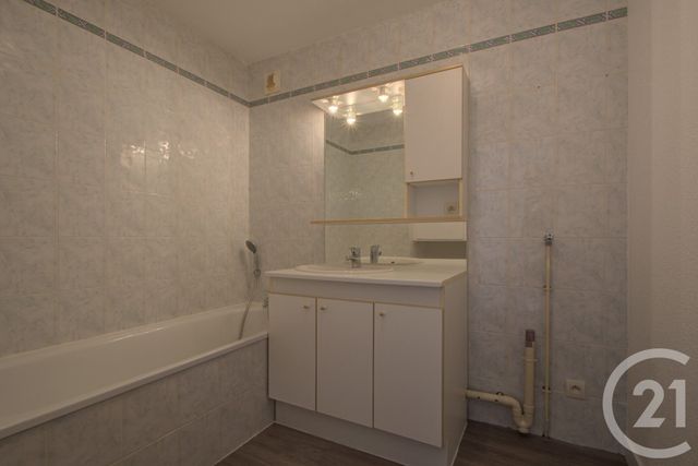Appartement F5 à vendre - 5 pièces - 104.41 m2 - SALLANCHES - 74 - RHONE-ALPES - Century 21 Patrick Avenel