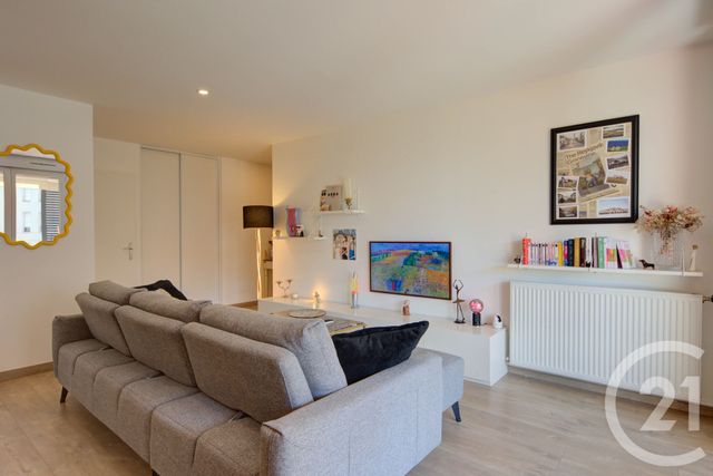Appartement T3 à vendre - 3 pièces - 67.12 m2 - ANNECY - 74 - RHONE-ALPES - Century 21 Patrick Avenel