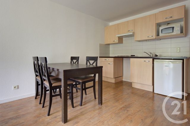Appartement T2 à louer - 2 pièces - 37.25 m2 - SALLANCHES - 74 - RHONE-ALPES - Century 21 Patrick Avenel