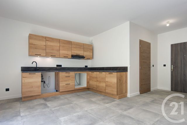 Appartement T3 à louer - 3 pièces - 56.66 m2 - SALLANCHES - 74 - RHONE-ALPES - Century 21 Patrick Avenel