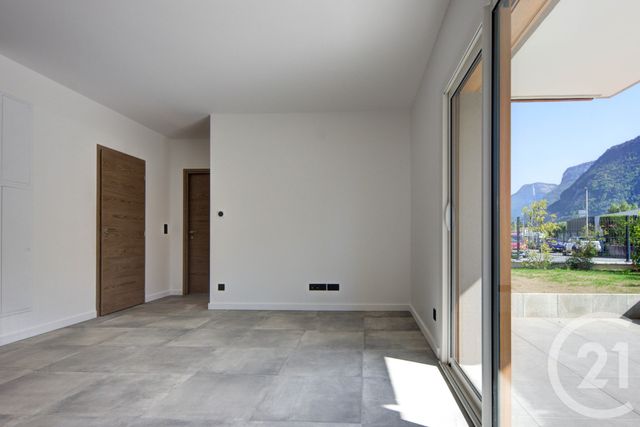 Appartement T3 à louer - 3 pièces - 56.66 m2 - SALLANCHES - 74 - RHONE-ALPES - Century 21 Patrick Avenel