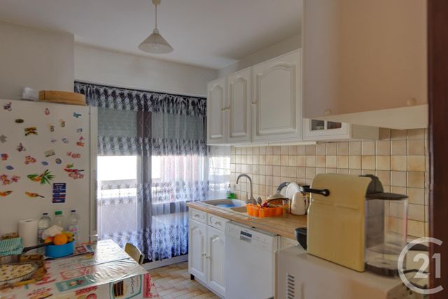 Appartement F4 à vendre - 4 pièces - 92.18 m2 - SALLANCHES - 74 - RHONE-ALPES - Century 21 Patrick Avenel