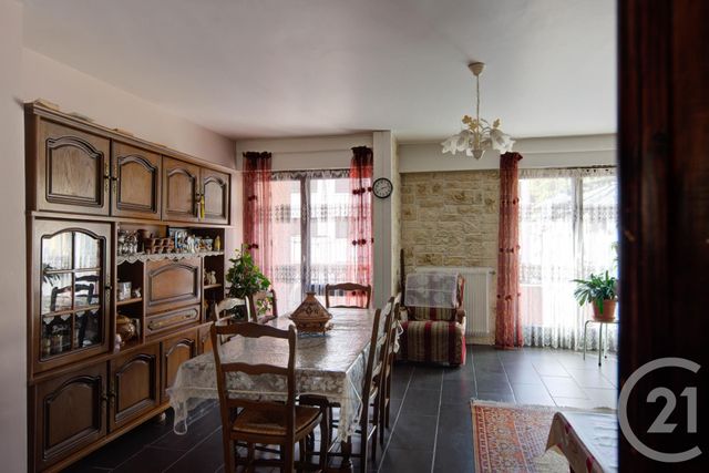Appartement F4 à vendre - 4 pièces - 92.18 m2 - SALLANCHES - 74 - RHONE-ALPES - Century 21 Patrick Avenel