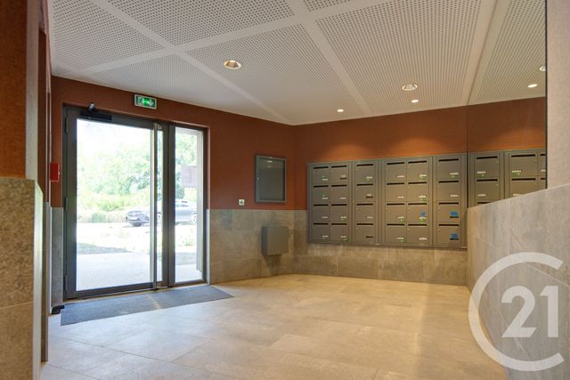Appartement T3 à louer - 3 pièces - 79.18 m2 - SALLANCHES - 74 - RHONE-ALPES - Century 21 Patrick Avenel