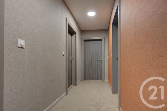 Appartement T3 à louer - 3 pièces - 79.18 m2 - SALLANCHES - 74 - RHONE-ALPES - Century 21 Patrick Avenel