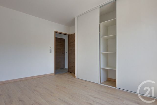 Appartement T3 à louer - 3 pièces - 79.18 m2 - SALLANCHES - 74 - RHONE-ALPES - Century 21 Patrick Avenel