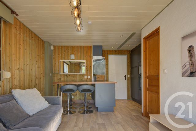 Appartement F1 bis à louer - 2 pièces - 31.9 m2 - SALLANCHES - 74 - RHONE-ALPES - Century 21 Patrick Avenel